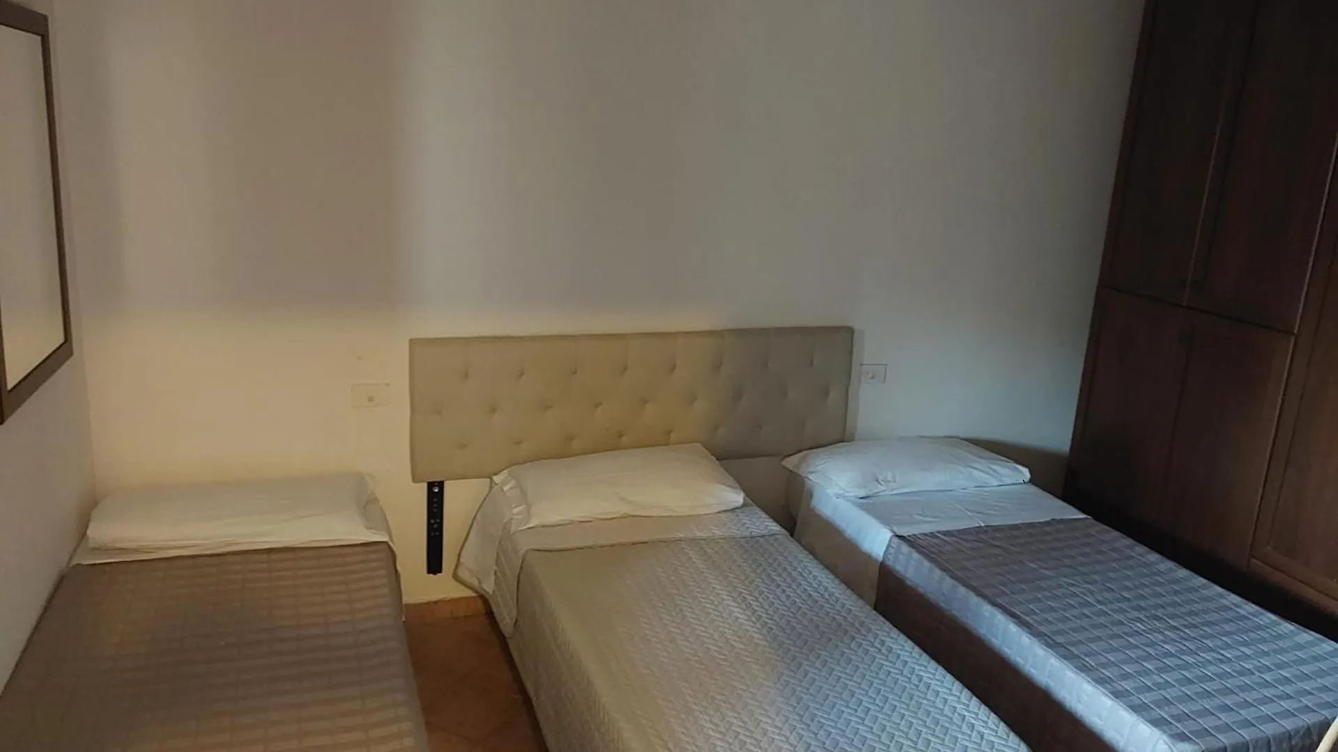 Appartamento villino 4 posti letto con cucina a 30mt dal mare Fiumicino
