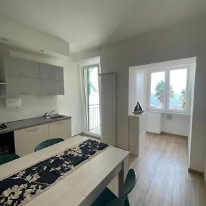 https://trilo-fronte-mare.hotelitalianriviera.com